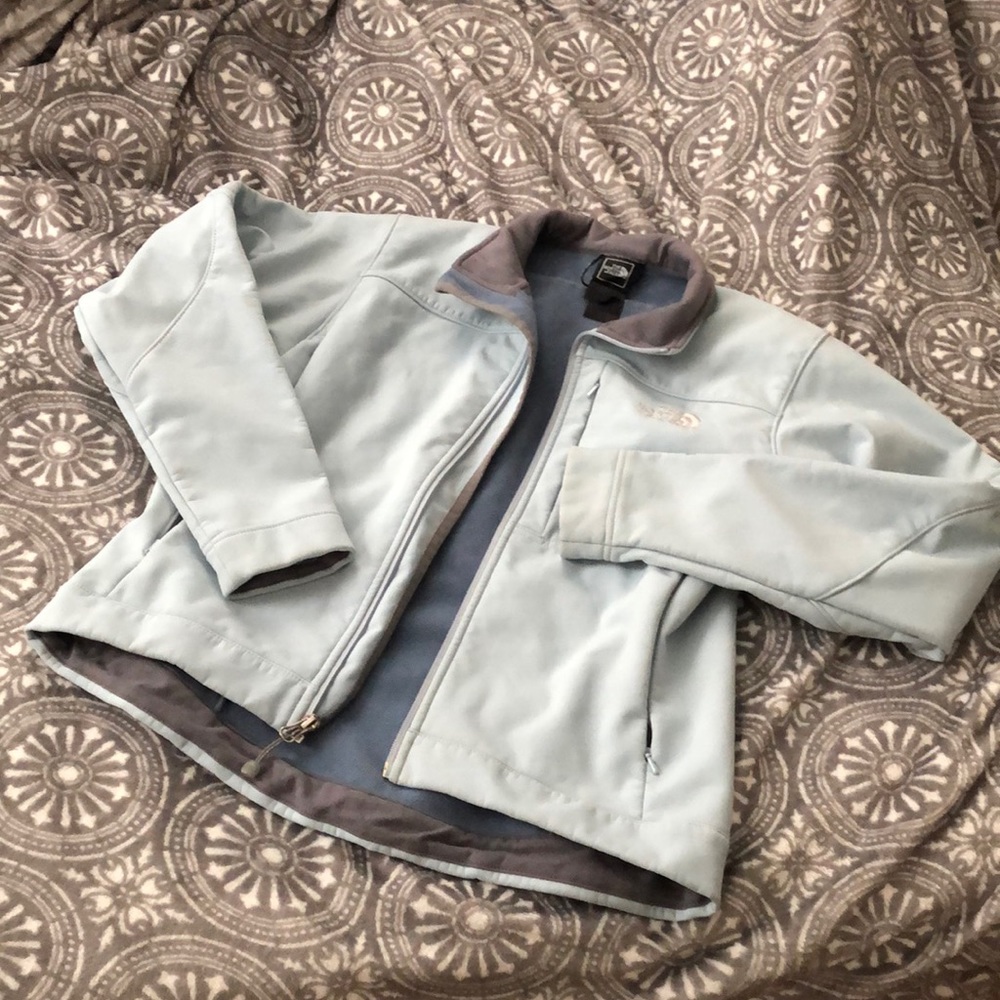 Light blue North Face jacket 🥶